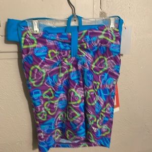 SPEEDO 2 piece Woman’s swim suit.
